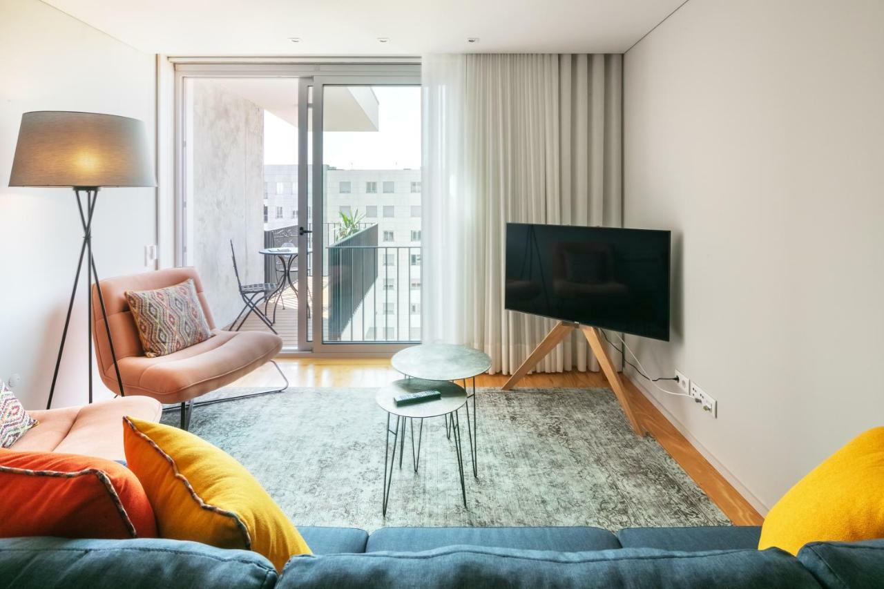 Porto Insight Apartment Cedofeita- Balcony & Parking Bagian luar foto