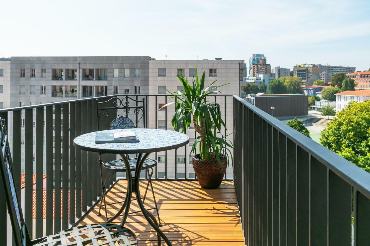 Porto Insight Apartment Cedofeita- Balcony & Parking Bagian luar foto