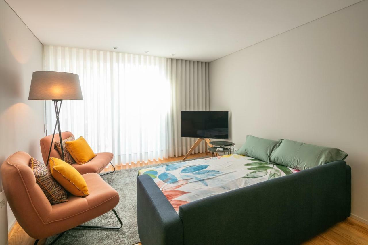 Porto Insight Apartment Cedofeita- Balcony & Parking Bagian luar foto